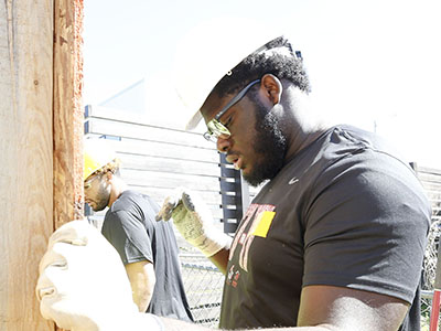 Alex Leatherwood